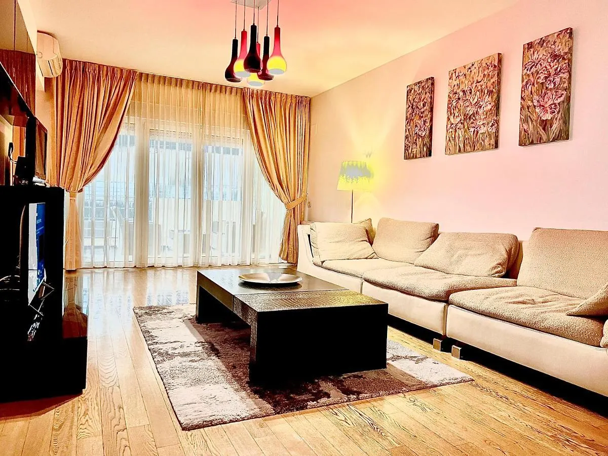 Herastrau Park Apartment Bucharest