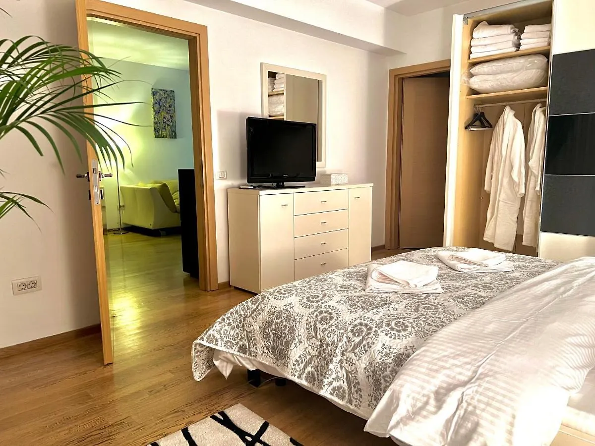 Herastrau Park Apartment Bucharest
